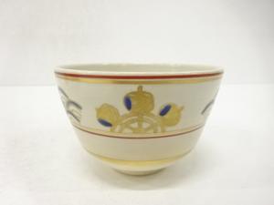 宗宝造　金彩色絵　青海波　茶碗